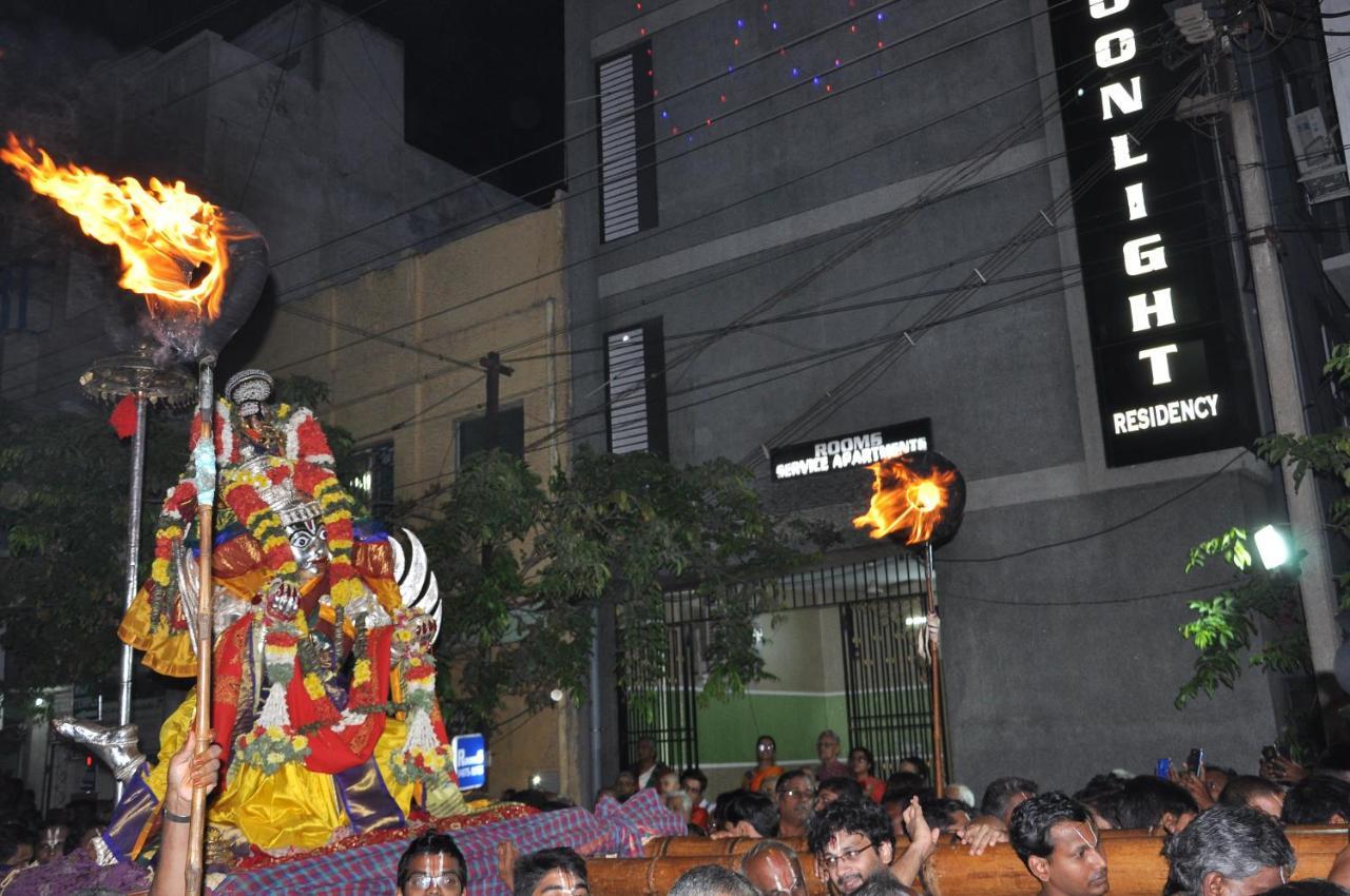 Moonlight Residency Hotel Tiruchirappalli ภายนอก รูปภาพ